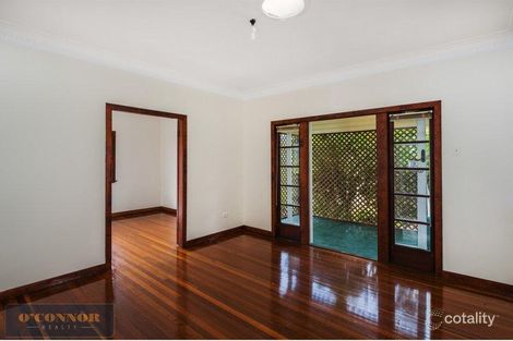 Property photo of 108 Esher Street Holland Park West QLD 4121