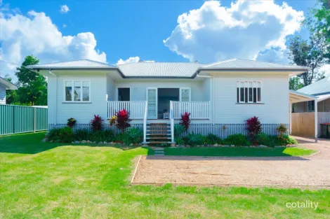 Property photo of 40 Hart Street Blackbutt QLD 4314