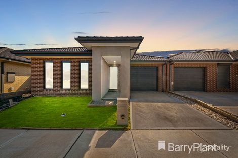 Property photo of 11 Chromite Circuit Weir Views VIC 3338