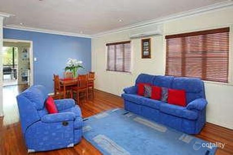Property photo of 26 Fenton Street Fairfield QLD 4103