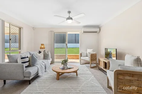 Property photo of 8 Benjamina Circuit Regents Park QLD 4118