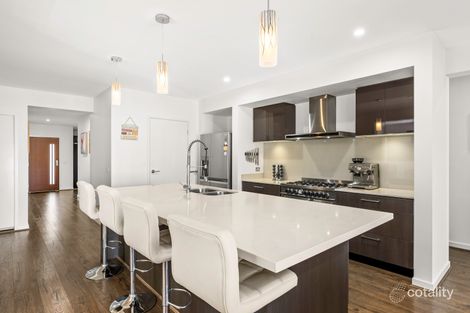 Property photo of 18 Ivy Leaf Road Pakenham VIC 3810