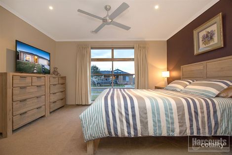 Property photo of 15 Pomegranate Way Pakenham VIC 3810