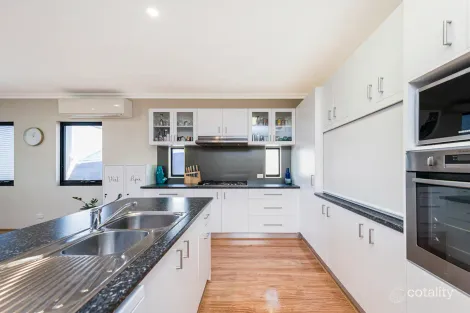 Property photo of 6 Hamelin Avenue Lancelin WA 6044