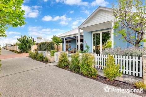 Property photo of 24 Lyon Road Atwell WA 6164