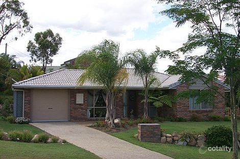 27 W G Hayden Dr, Collingwood Park, QLD 4301