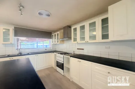 Property photo of 12 Madison Drive Hoppers Crossing VIC 3029