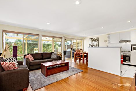 Property photo of 3/27 Elm Way Jerrabomberra NSW 2619