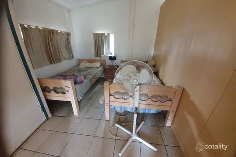 Property photo of 17 S S Wakefield Avenue Jerona QLD 4809