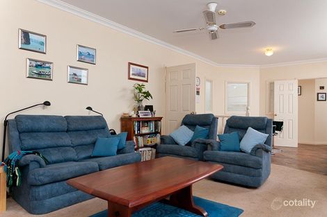 Property photo of 37 Cockatoo Drive Mundaring WA 6073