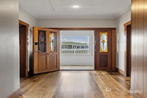 Property photo of 36-36A Middle Road Devonport TAS 7310