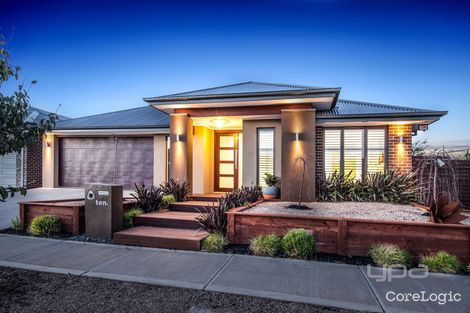 Property photo of 10 Wright Circuit Fraser Rise VIC 3336