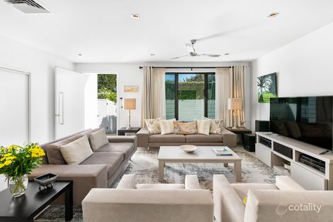 Property photo of 12 Shore Crescent Bulimba QLD 4171