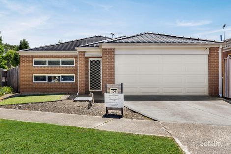 Property photo of 90 Fallingwater Drive Pakenham VIC 3810