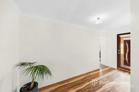 Property photo of 6 Dravite Way Dalyellup WA 6230