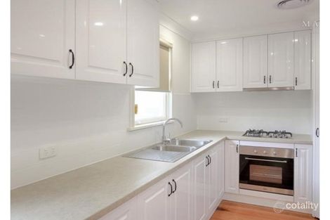 Property photo of 22 Hunter Street Mount Austin NSW 2650