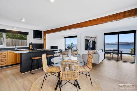 Property photo of 16 Craigs Hill Road Boomer Bay TAS 7177