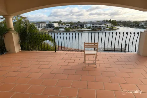 Property photo of 67 Sir Bruce Small Boulevard Benowa QLD 4217