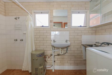 Property photo of 2/237 Russell Street Bathurst NSW 2795