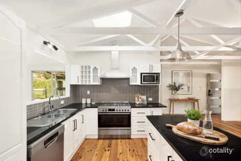 Property photo of 1 Heather Street Karalee QLD 4306