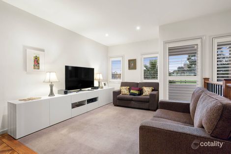 Property photo of 1/164 Barkers Road Hawthorn VIC 3122