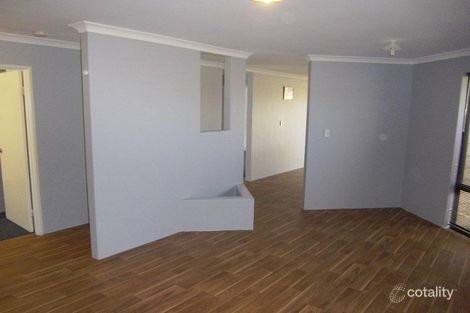 Property photo of 16 Oakham Way Orelia WA 6167