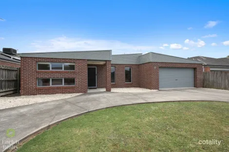 Property photo of 2 Poplar Close Trafalgar VIC 3824