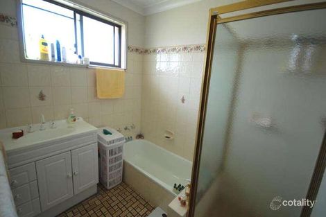 Property photo of 18 Huron Crescent Lake Albert NSW 2650