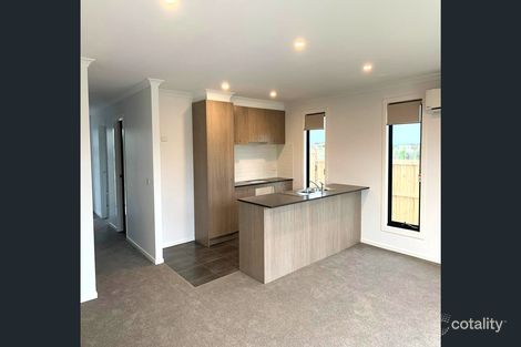 Property photo of 34 Heathwren View Werribee VIC 3030