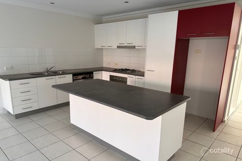 Property photo of 7 Portland Place Roxburgh Park VIC 3064