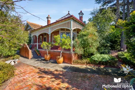 Property photo of 233 Buckley Street Aberfeldie VIC 3040