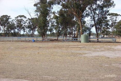 111 Schultz Rd, Katanning, WA 6317