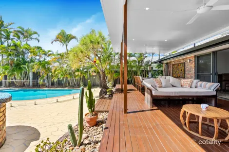 6 O'Grady Dr, Paradise Point, QLD 4216