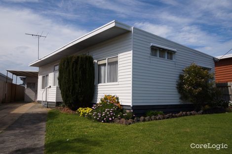 Property photo of 8 Edgar Road San Remo VIC 3925