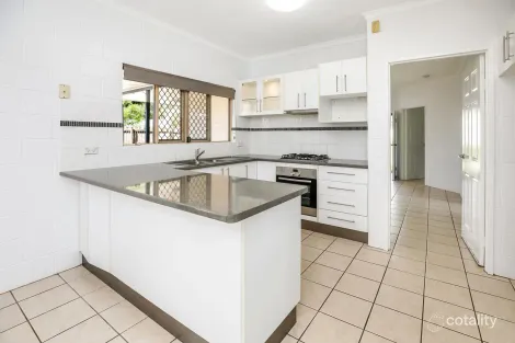 Property photo of 16 Osborn Crescent Edmonton QLD 4869