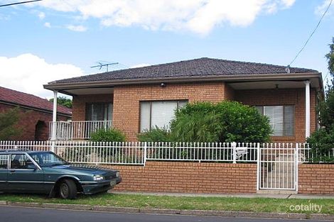 106 Burwood Rd, Croydon Park, NSW 2133