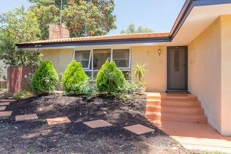 Property photo of 15 Peter Street Kelmscott WA 6111