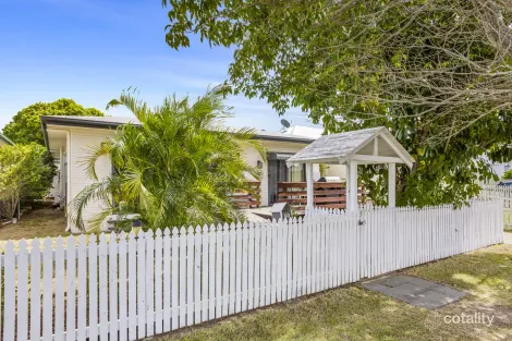 50 Luck Ave, Wandal, QLD 4700