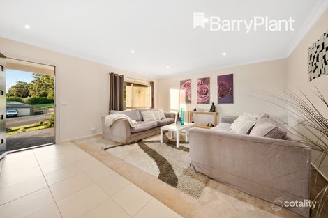 Property photo of 2 Kamanari Court Drouin VIC 3818