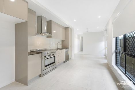 2/26 Mercy Cct, Park Ridge, QLD 4125