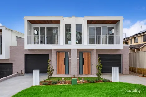 9a Hillcrest St, Wollongong, NSW 2500