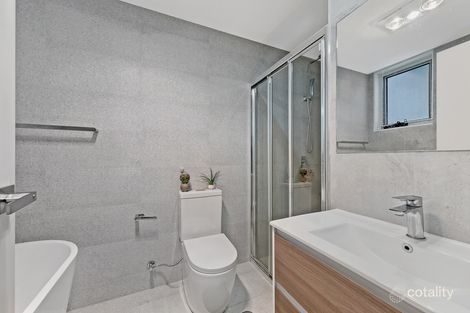 Property photo of 2/213 Targo Road Girraween NSW 2145