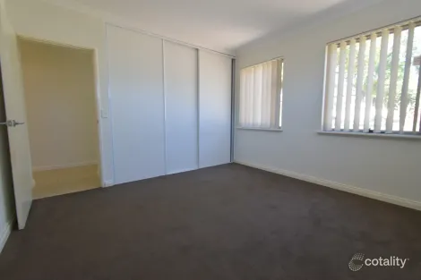 Property photo of 76A Eastdene Circle Nollamara WA 6061