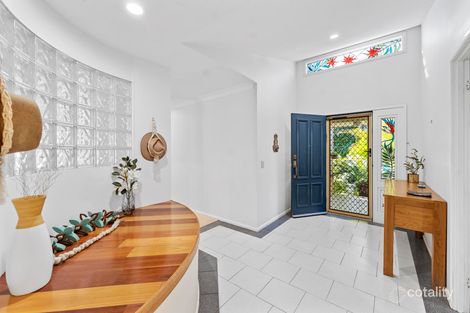 Property photo of 5 Palm Terrace Yamba NSW 2464