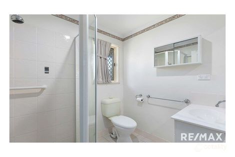 6 Joselyn Dr, Point Vernon, QLD 4655