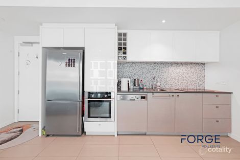 Property photo of 4E/8 Waterside Place Docklands VIC 3008