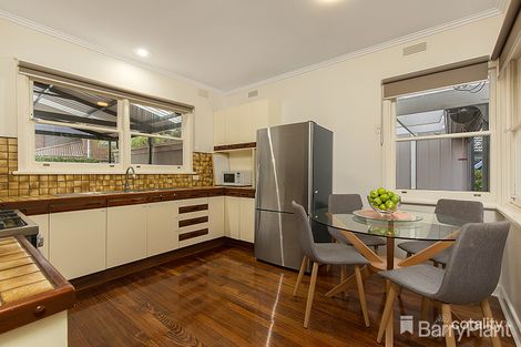 Property photo of 18 Kendall Street Mount Waverley VIC 3149