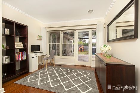 Property photo of 18 Kendall Street Mount Waverley VIC 3149