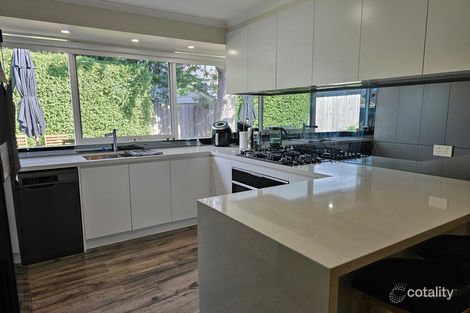 Property photo of 14 Bosco Close Narre Warren VIC 3805