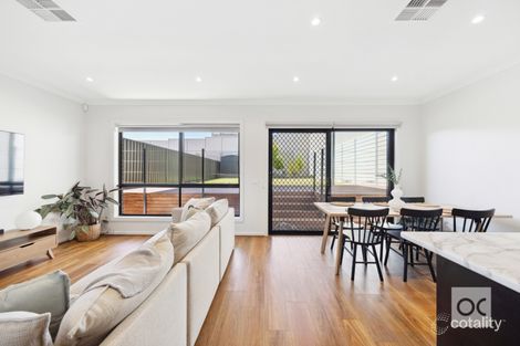 Property photo of 4 Colins Way Onkaparinga Heights SA 5163